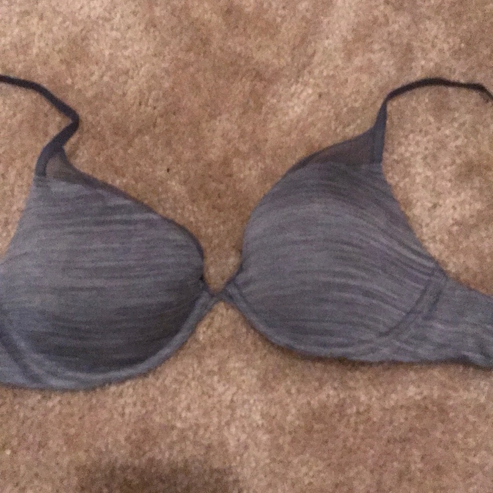 VICTORIAS SECRET*NEW*36B*GREY PUSH UP BRA